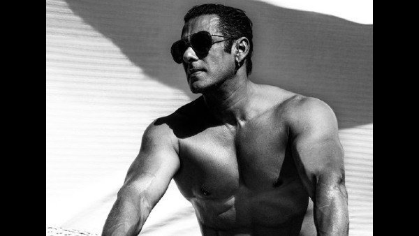 Salman Khan Drops A Shirtless Photo As Bhai Dooj Wish; Leaves Fans Drooling Over Him