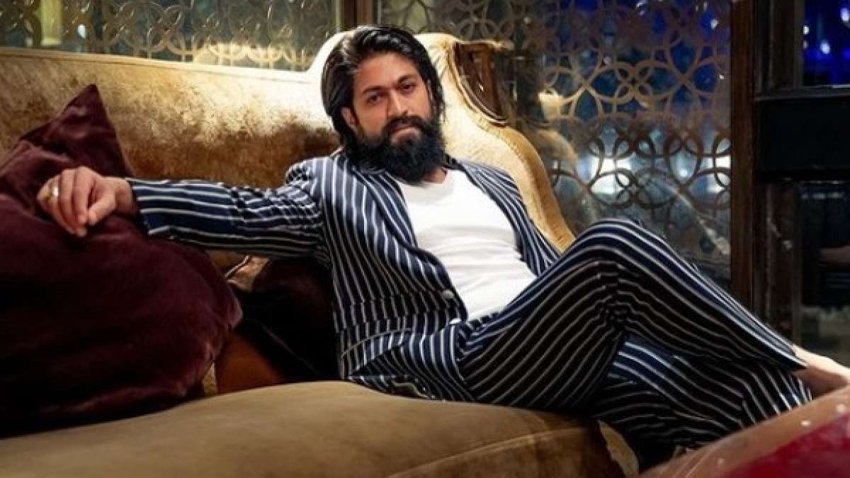 KGF Star Yash Offered Brahmastra 2 & Rakeysh Omprakash Mehra's Karna? Read DEETS Here!