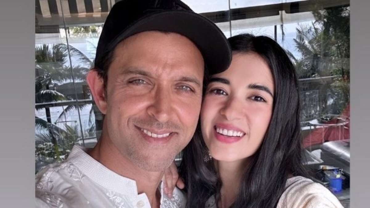 Is Hrithik Roshan Buying An Apartment Worth Rs. 100 Crore To Move In With Saba Azad? Details Inside